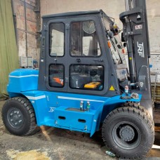 Вилочный погрузчик TRF D70-3М, 7т, дизельный в аренду в Екатеринбурге Вилочный погрузчик TRF D70-3М, 7т, дизельный в аренду в Екатеринбурге